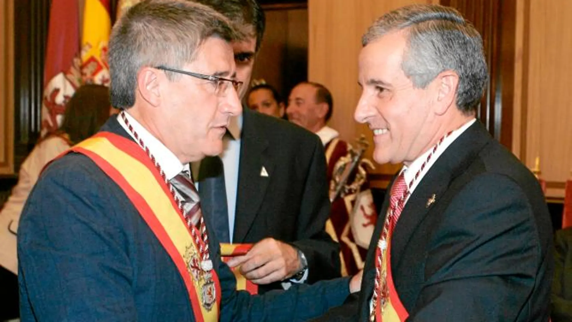 El Ayuntamiento de León acumula una deuda de 280 millones a proveedores