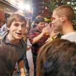 Hay jóvenes que no tienen ningún respeto por el mobiliario urbano