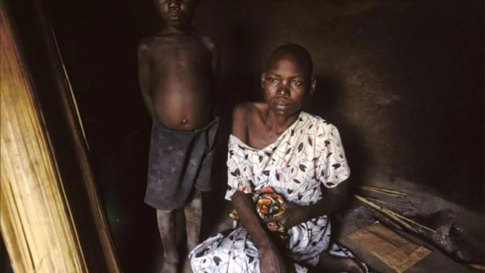 Sudáfrica gasta en el Mundial cuatro veces de lo que invierte contra el sida / Simon Townsley