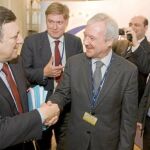 El presidente de la Comisión Europea, José Manuel Durao Barroso (izquierda) y el presidente de la Comunidad, Ramón Luis Valcárcel (derecha)