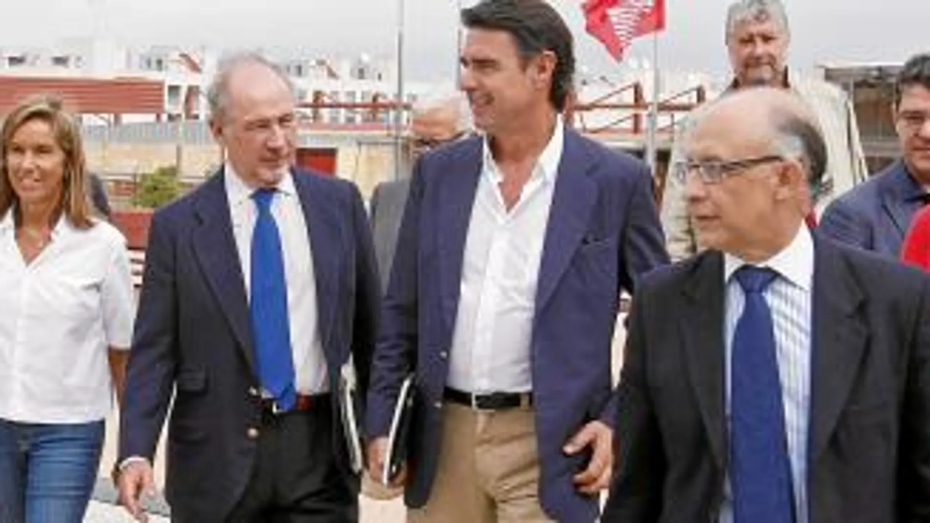 El PP esbozó ayer sus propuestas económica en el «Foro de Empleo» al que acudirá mañana Rajoy