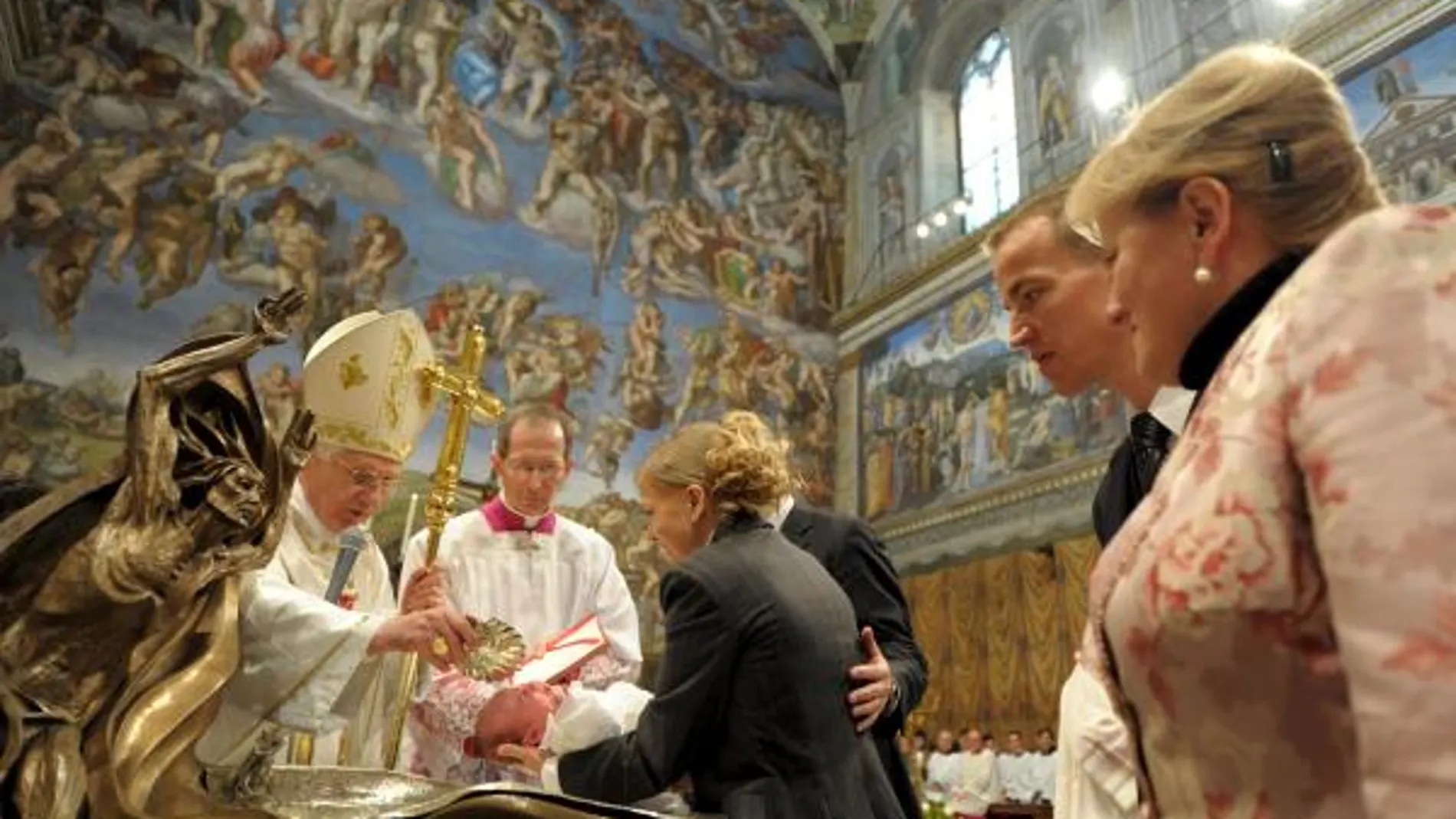 El Papa dice que la familia está «amenazada»