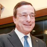 Mario Draghi relevó ayer a Jean-Claude Trichet al frente del Banco Central Europeo