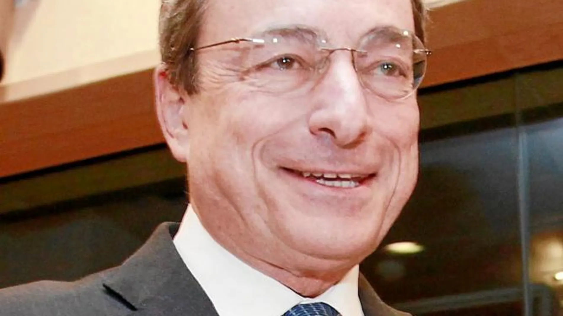 Mario Draghi relevó ayer a Jean-Claude Trichet al frente del Banco Central Europeo
