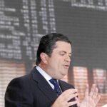 Endesa pide menos ajustes para el sector