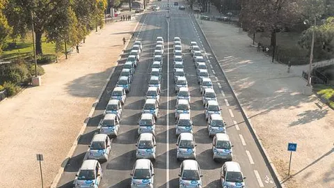 París retoma el «bicing» para coches eléctricos