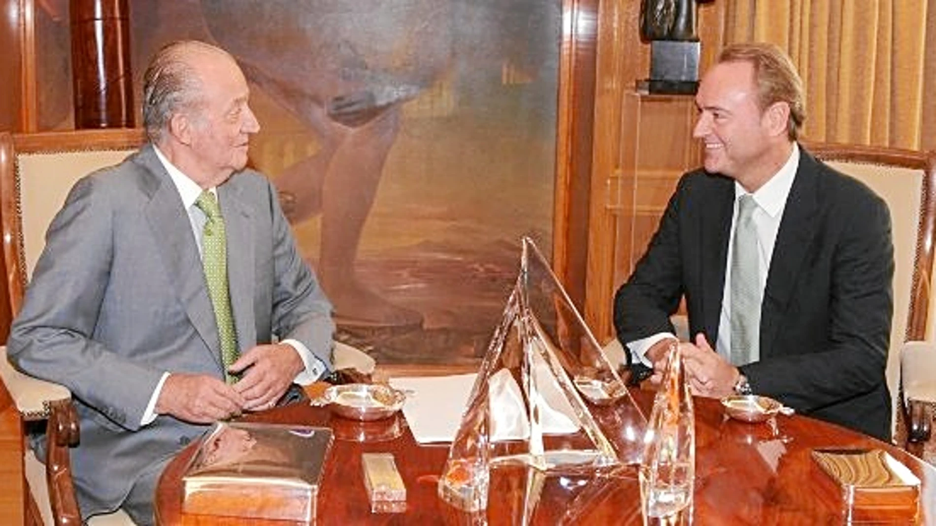 El presidente Alberto Fabra se entrevistó ayer con el Rey Don Juan Carlos