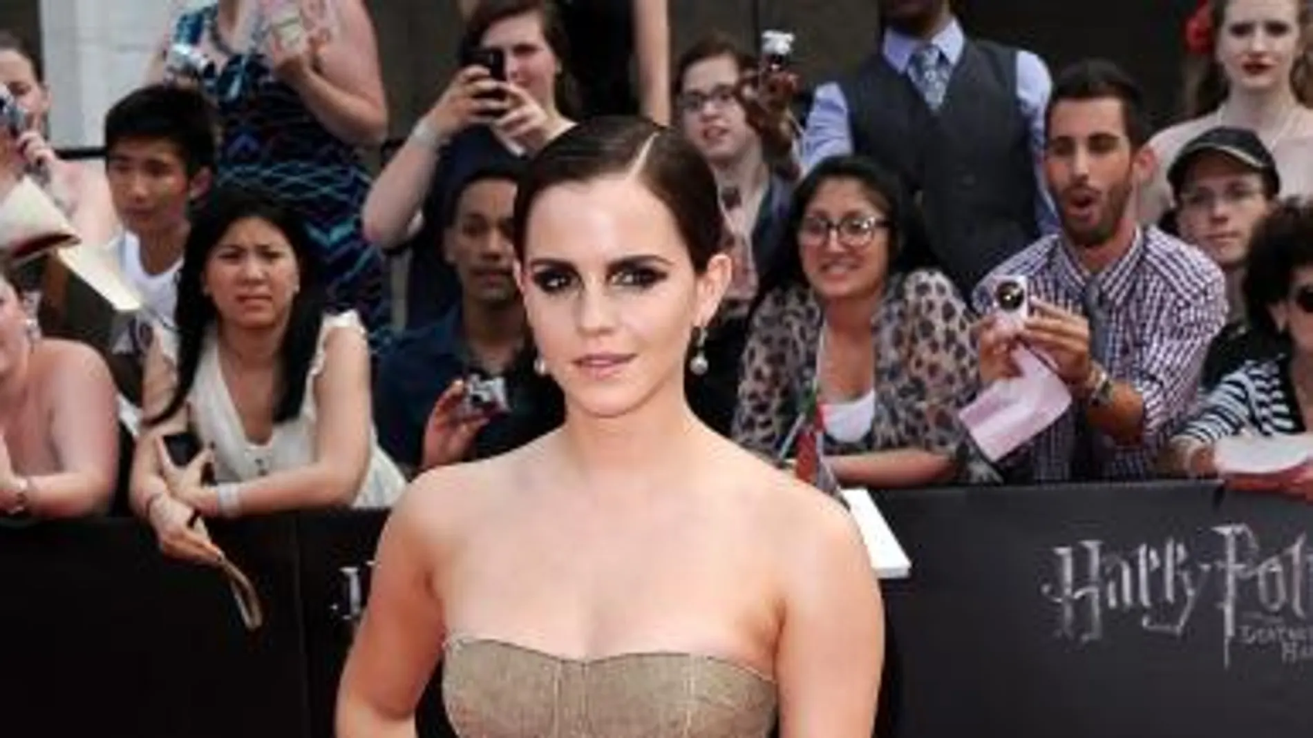 El ex novio de Emma Watson: «no quiere ser el novio de una actriz infantil»