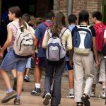 Los expertos alertan de la dificultad de controlar a los adolescentes por su vida social y su poca percepción del riesgo