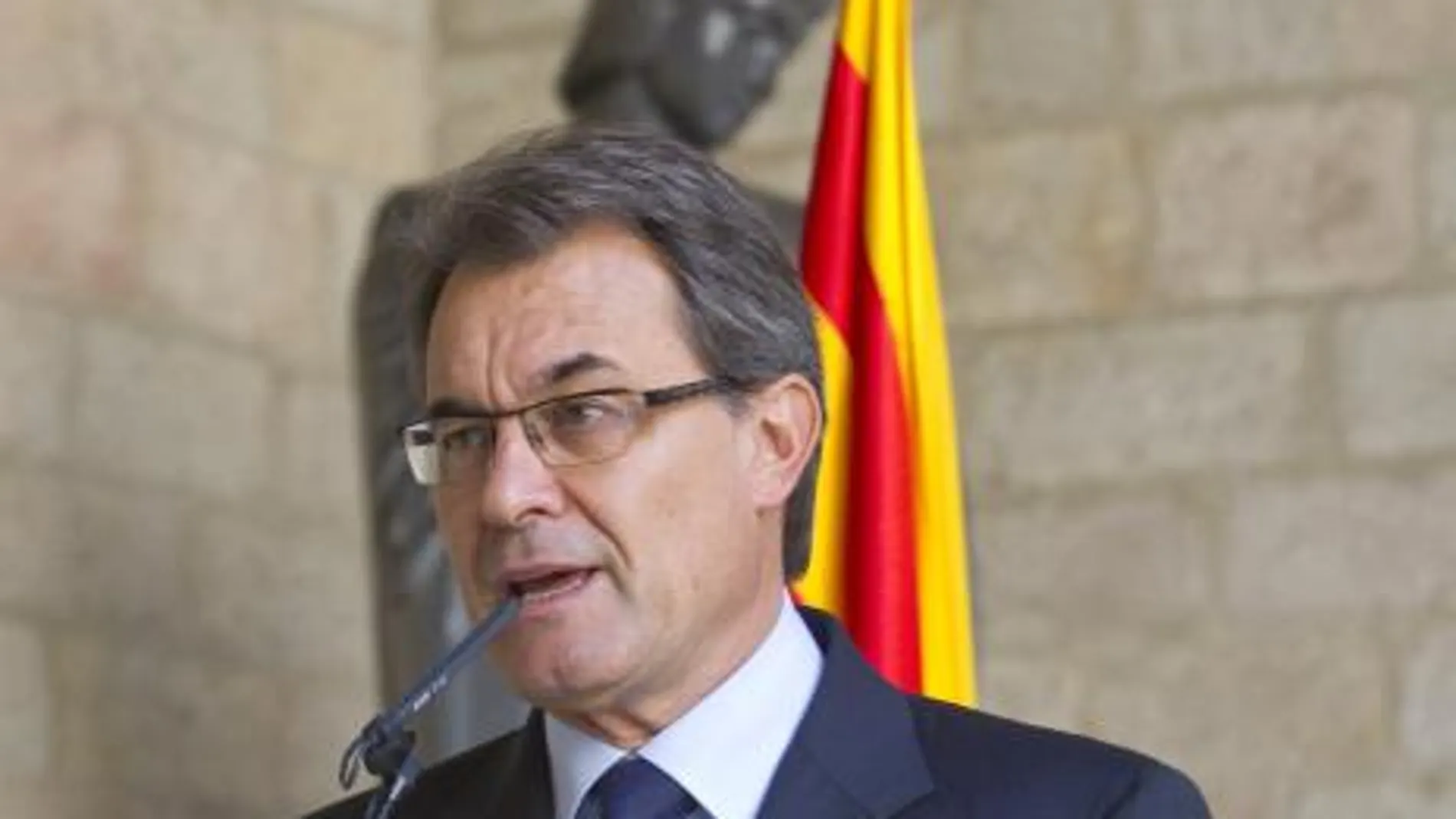 Mas: «No pueden usar las armas»