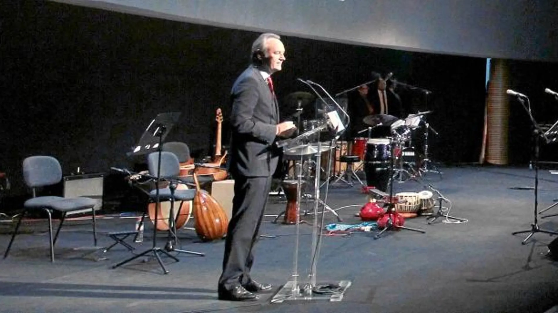 Alberto Fabra asseguró que, como la Berklee, los valencianos «no dejan los sueños en el cajón»