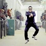 Robbie Williams o Katy Perry ya bailan su coreografía