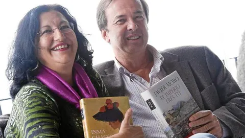 Inma Chacón y Javier Moro aterrizaron en Valencia para presentar sus novelas, que se alzaron con los prestigiosos Premios Planeta 2011