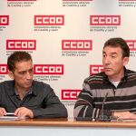 El secretario regional de CC OO, Ángel Hernández, junto a Vicente Andrés