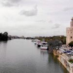 Imagen de archivo del río Guadalquivir a su paso por Sevilla