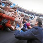 Rajoy recibió ayer el apoyo de la gente en el multitudinario mitin de Valencia
