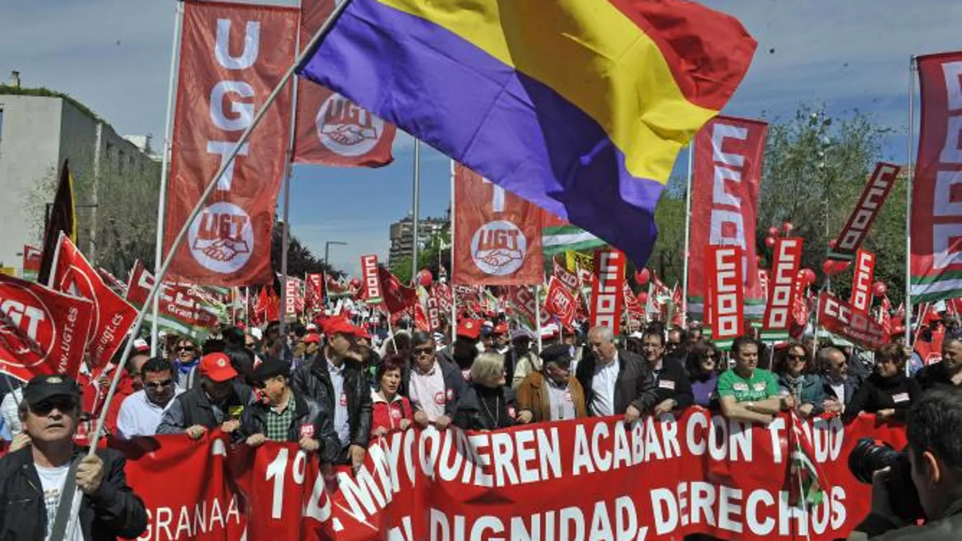 Marchas en 80 ciudades contra las reformas