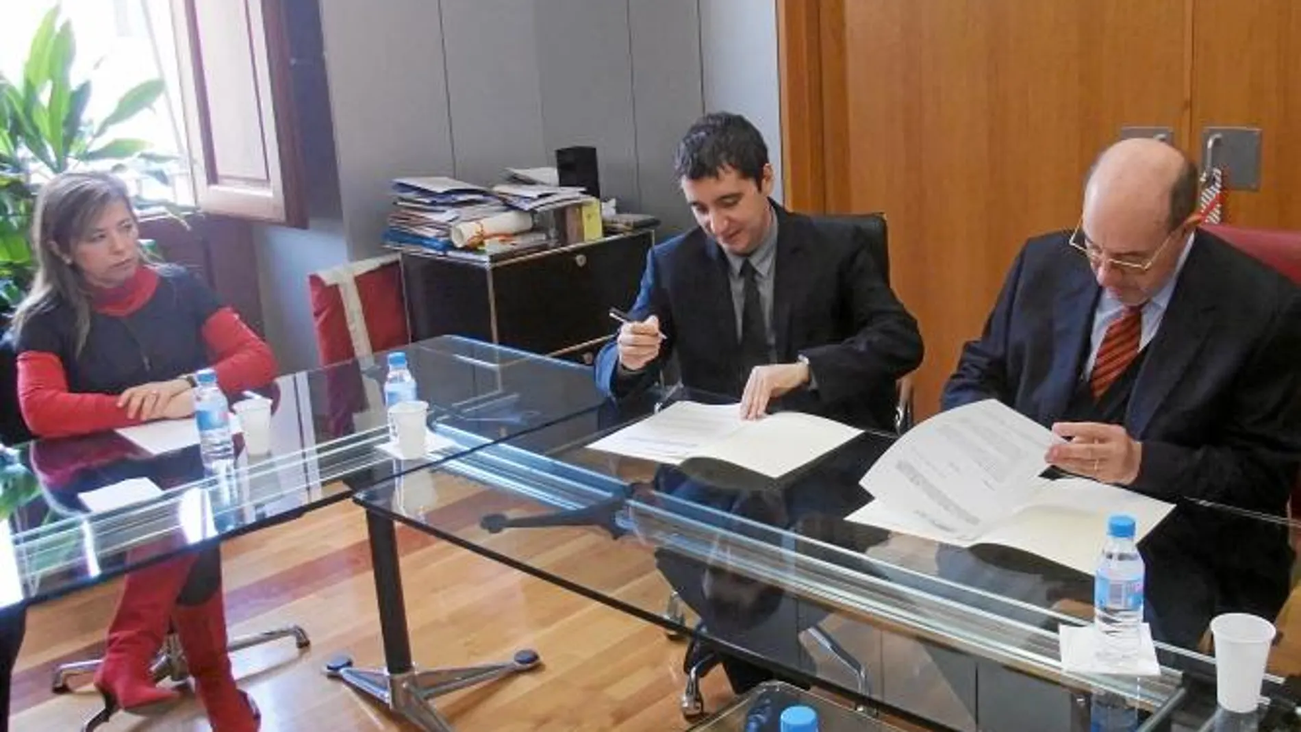 La Menéndez Pelayo y Turismo aúnan esfuerzos para la formación turística