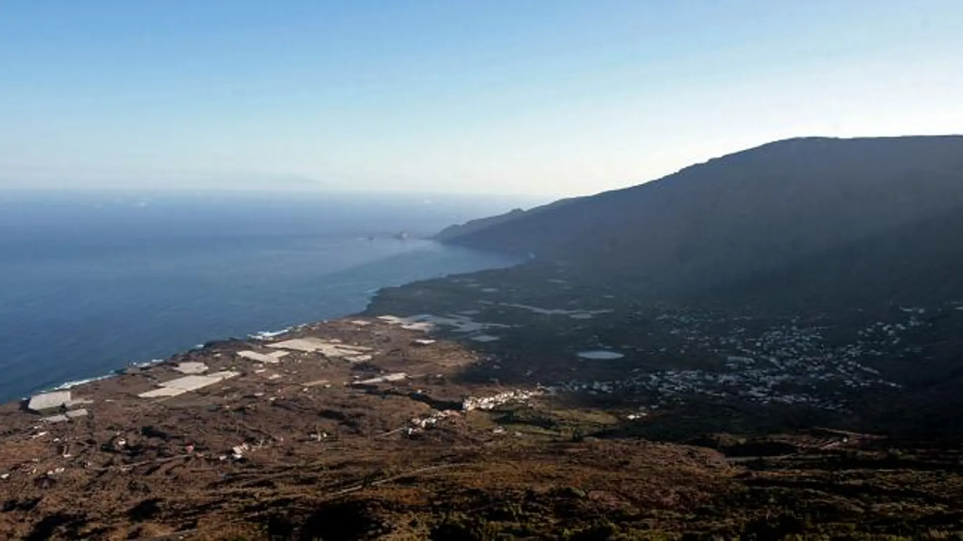 Vista general del Valle de Frontera en la vertiente sur de la isla de El Hierro