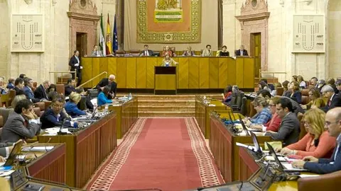 El Parlamento consideró «ofensivas, denigrantes y falsas» las palabras del portavoz de CiU en el Congreso