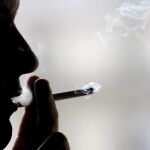 El 70% de los españoles desconoce los riesgos del fumador pasivo
