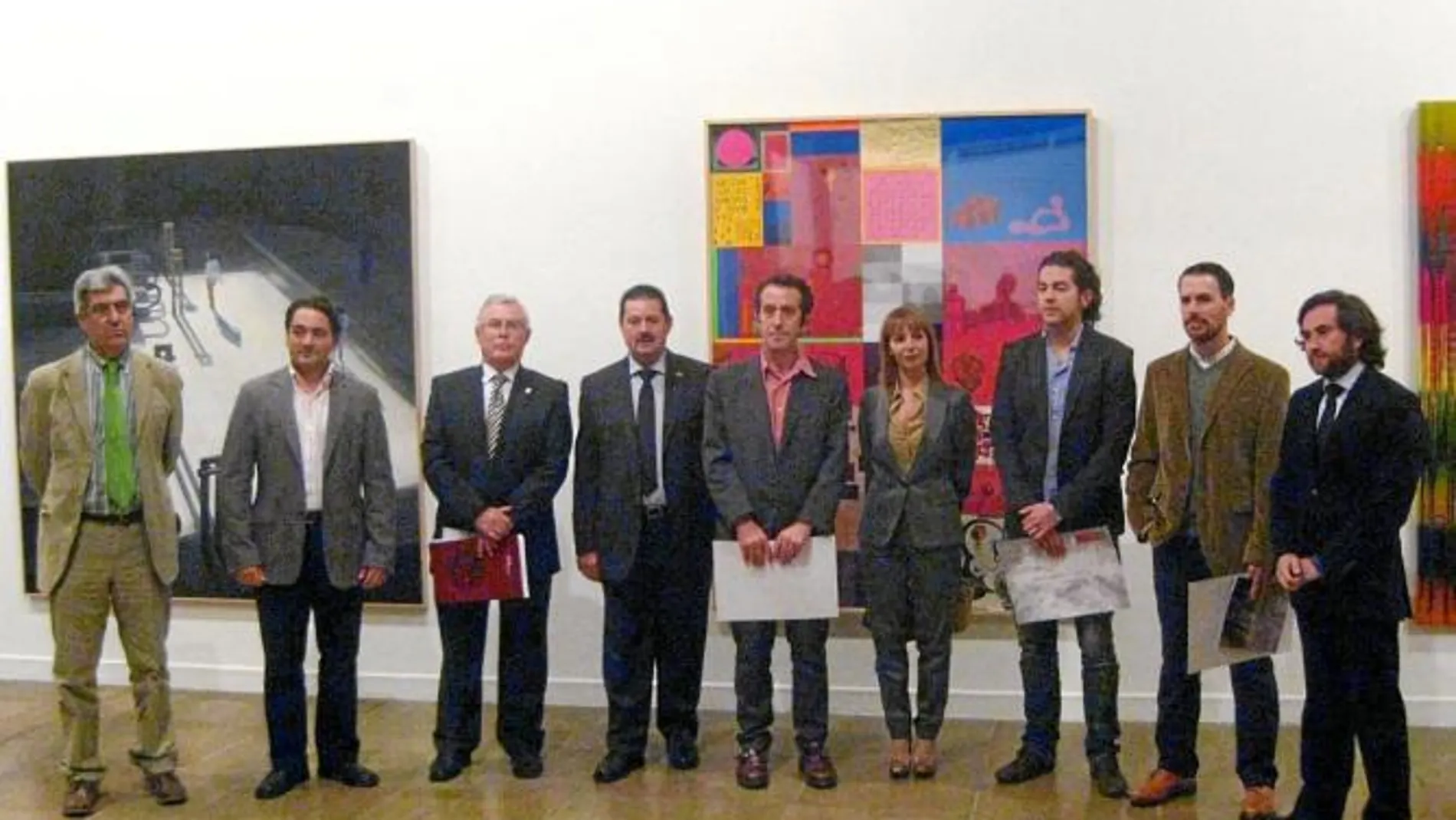 El concejal de Cultura del Ayuntamiento de Murcia, Rafael Gómez (segundo por la izquierda), durante la entrega de premios
