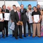 El presidente Juan Vicente Herrera, junto a los galardonados con los Premios Francisco de Cossío 2011