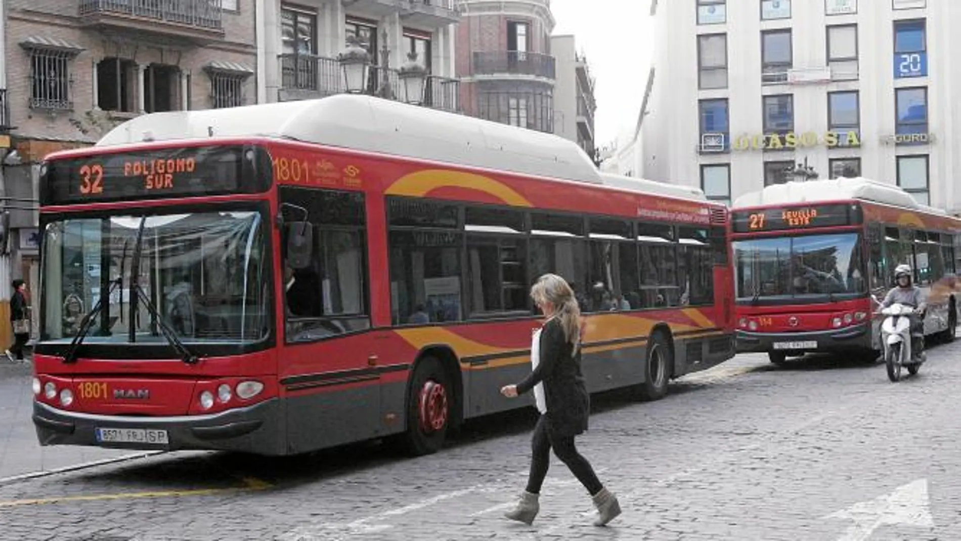 Los autobuses hasta el Duque repuntan la demanda de Tussam