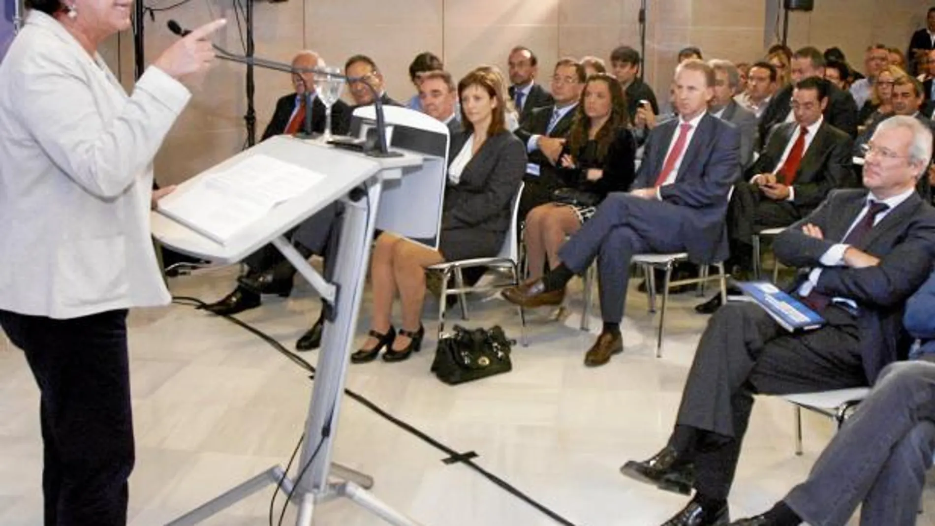La cabeza de lista del PP por Murcia al Congreso, Pilar Barreiro, durante la presentación oficial de la candidatura popular, el pasado miércoles
