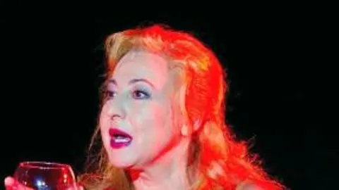 Carmen Machi es Helena de Troya