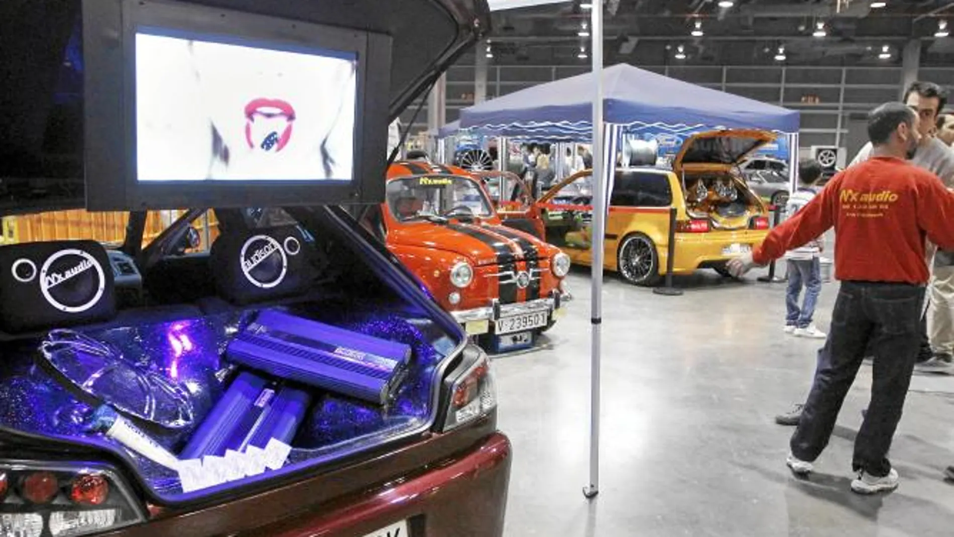 Una visión de los coches expuestos en Feria Valencia