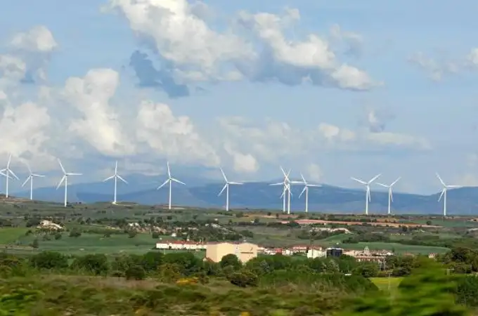 Las arcas de la Junta ingresan 30 millones de euros al año por el canon eólico en Castilla y León