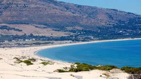 Vista de la playa de Valdevaqueros, en Cádiz