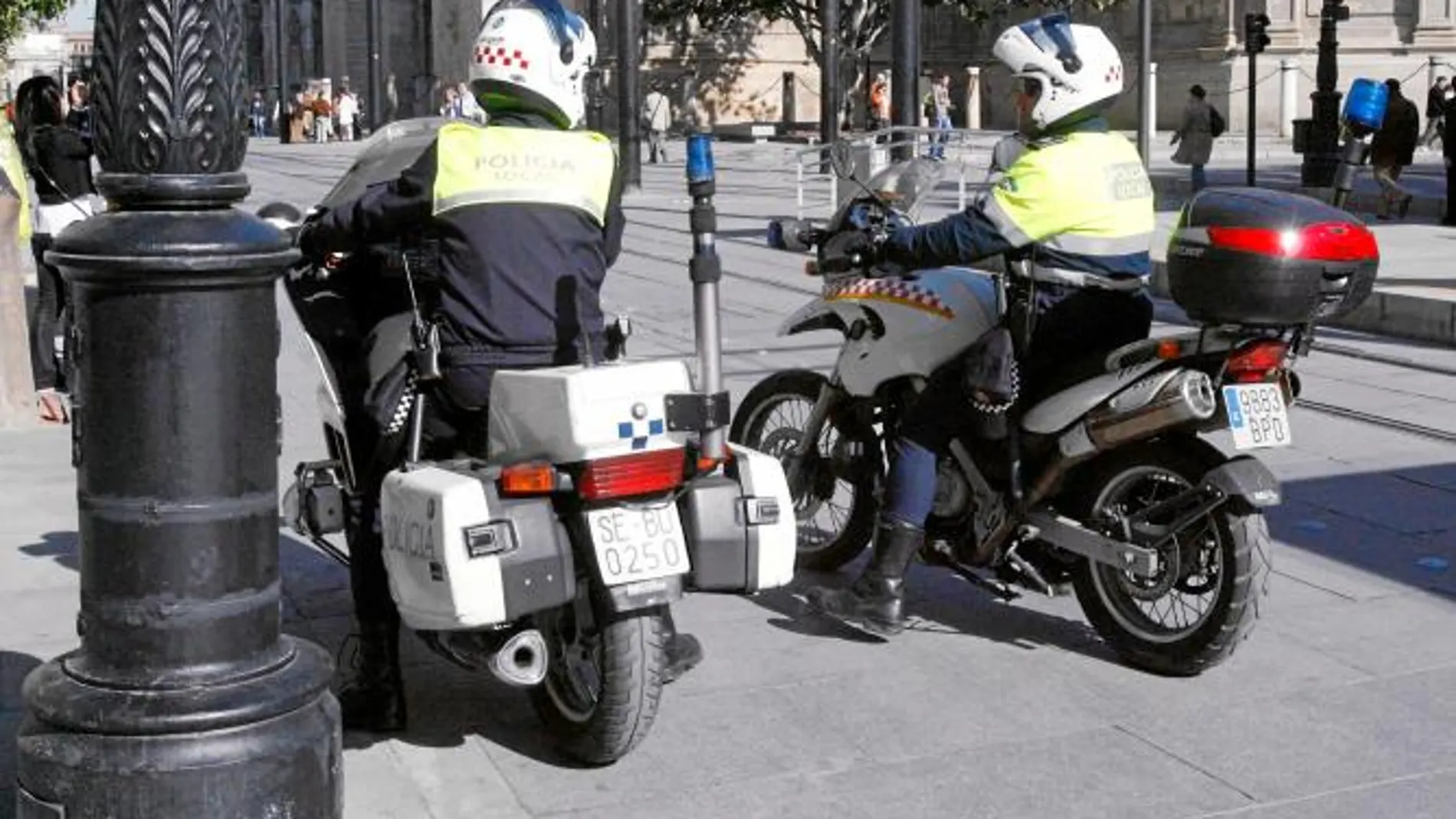 Un policía local de Sevilla admite que hizo labores de escolta fuera de servicio