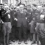 Mussolini en 1922. Aquel año tuvo lugar la marcha sobre Roma de los 30.000 camisas negras de Benito Mussolini, lo que le convertiría en primer ministro