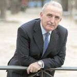 «A algunos laicistas les gustaría ser Papa»