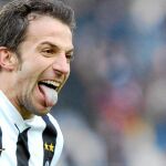 A Del Piero le gusta sacar la lengua cuando celebra un gol