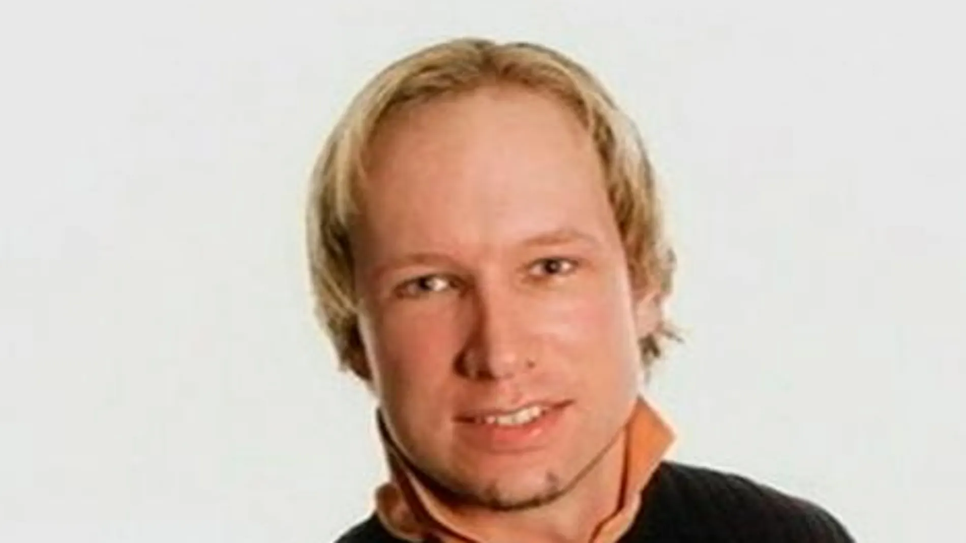 La Justicia noruega prolonga doce semanas más la prisión preventiva a Breivik