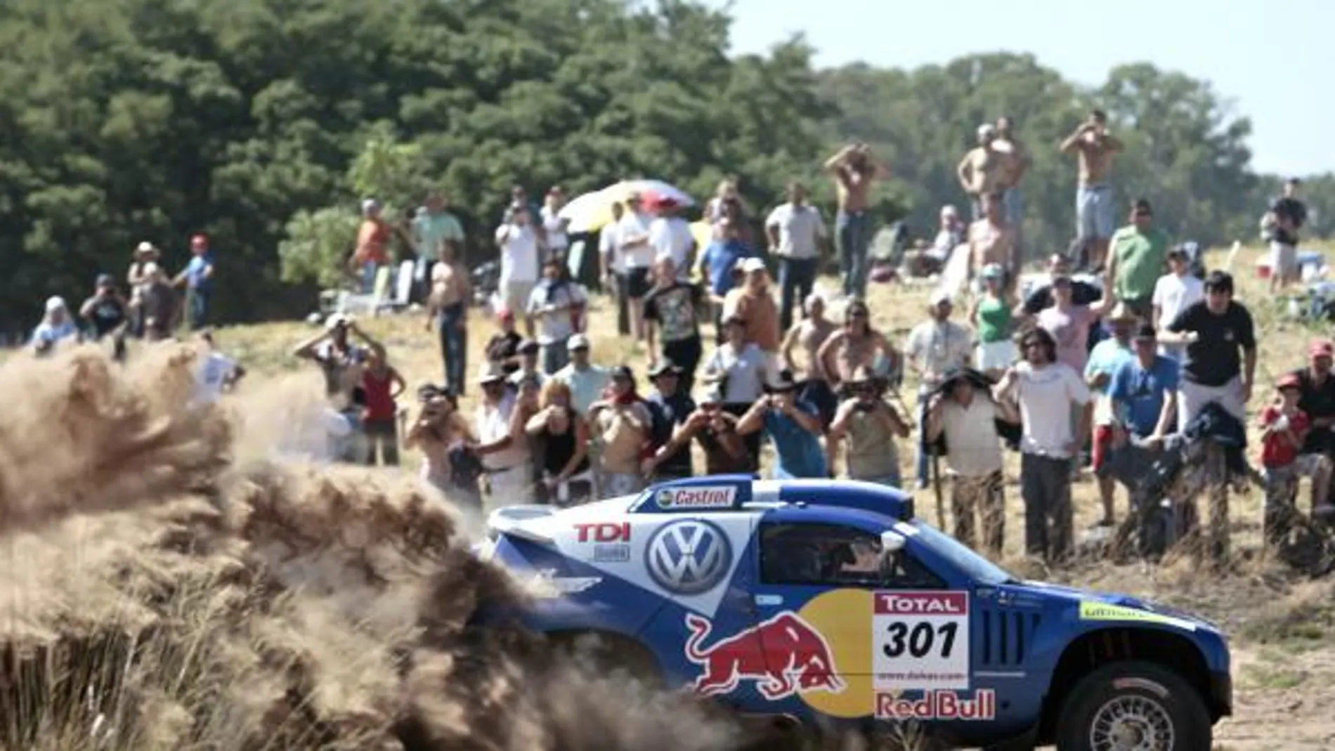 Sainz segundo y Roma octavo en la primera etapa del Dakar
