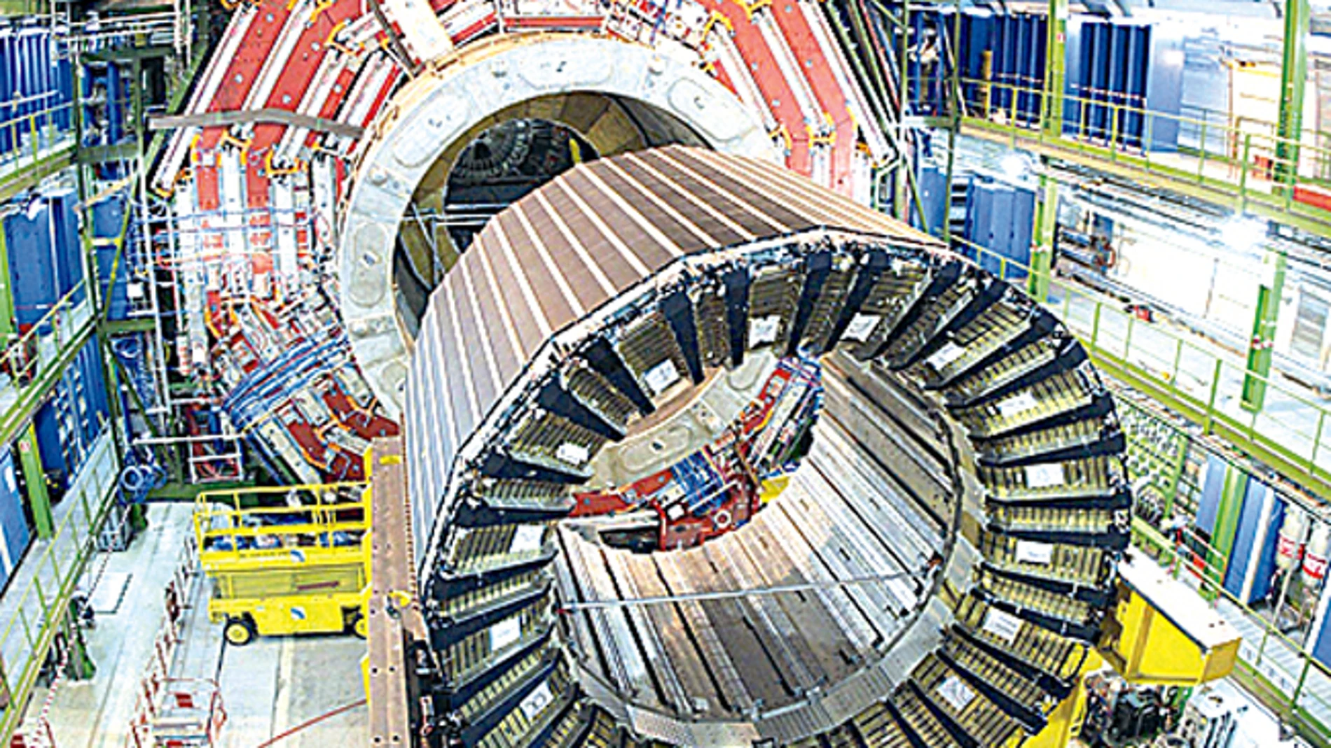 El acelerador LHC cumple con éxito los objetivos de 2011