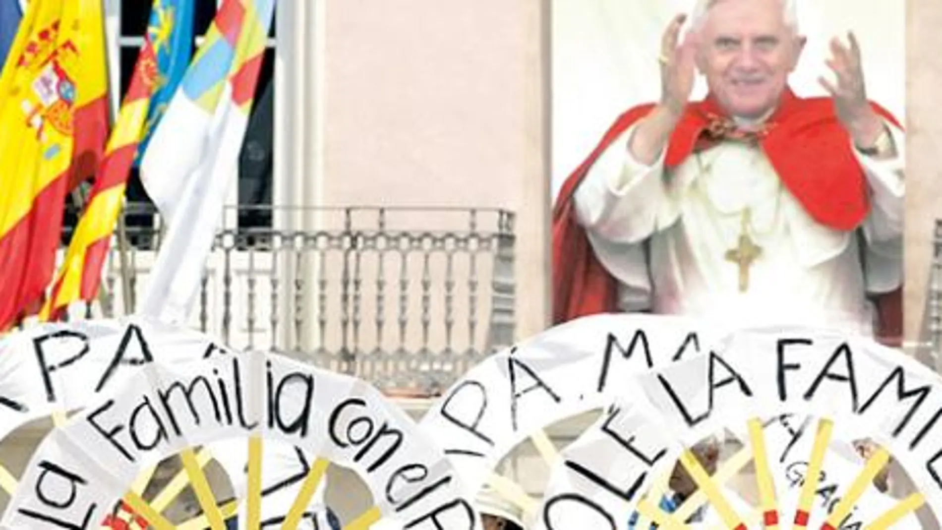 El Papa anima a los padres a ser los primeros educadores