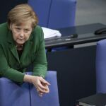 Merkel aboga por avanzar en la regulación de los mercados financieros