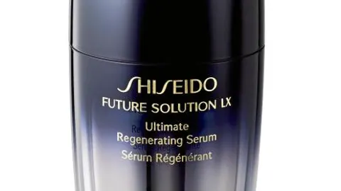 Adenogen Champú, de Shiseido