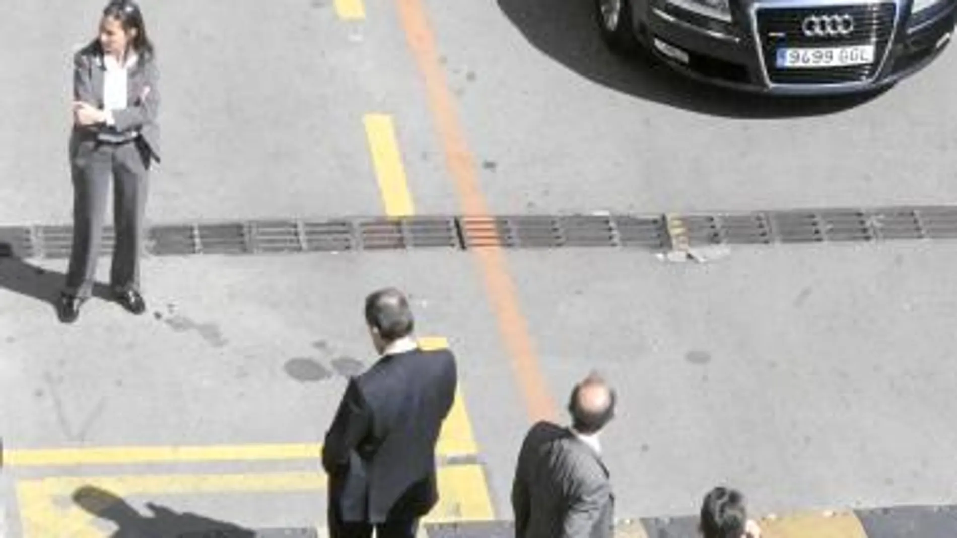 Escoltas bajo mínimos para jueces y fiscales