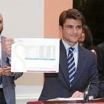 Beltrán Pérez, muestra los presupuestos de los distritos