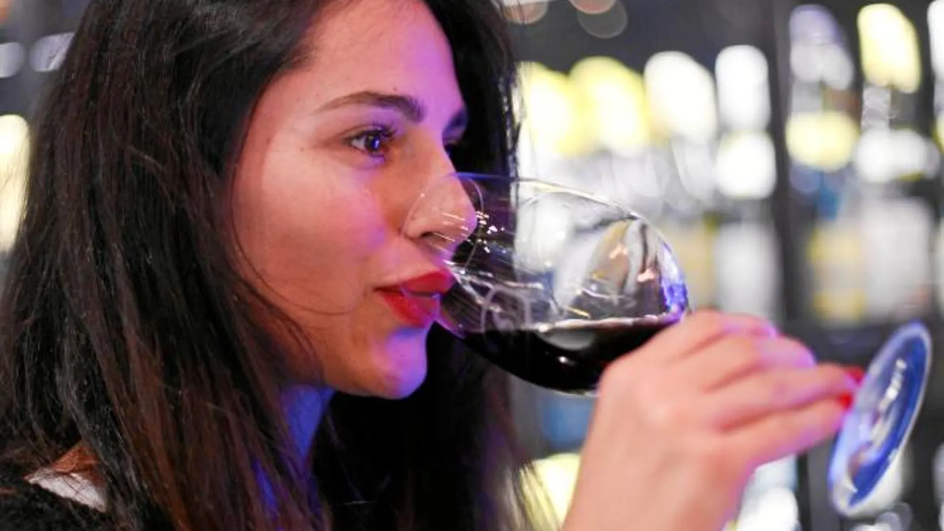 Los amantes del buen vino se reúnen en Valencia