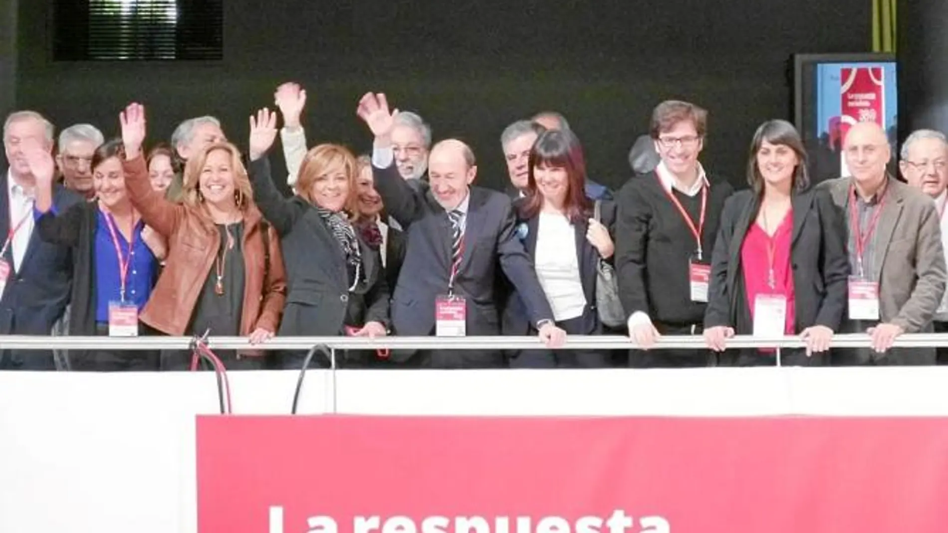 La delegación murciana en el congreso de Sevilla se divide entre Rubalcaba y Chacón