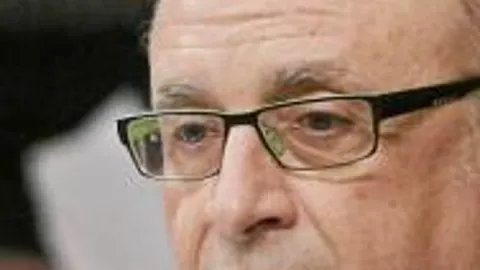 El Gobierno obliga a las rescatadas a reducir empresas públicas y sueldos