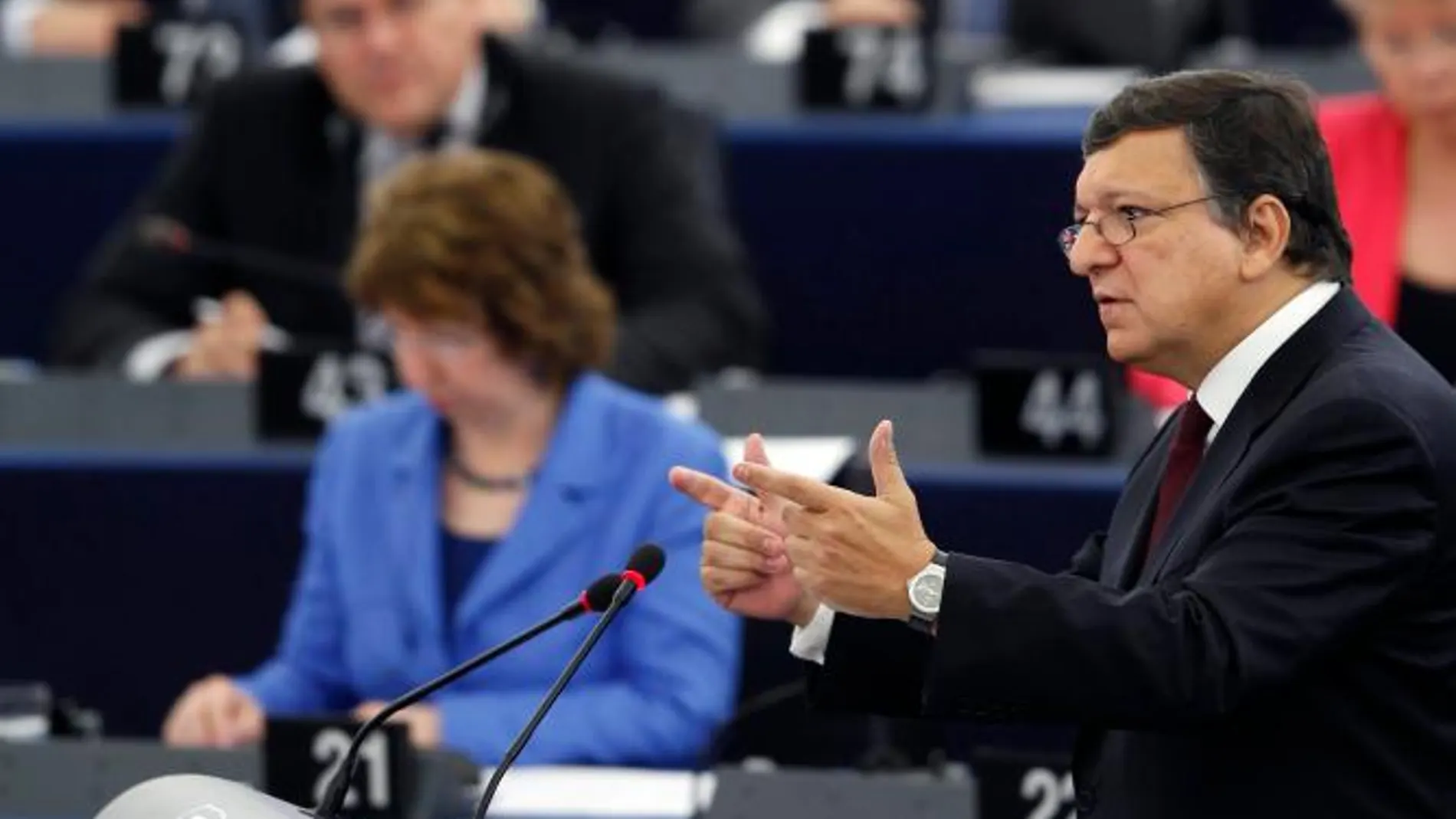 Barroso propone una tasa a las transacciones financieras que recaudará 55.000 millones al año