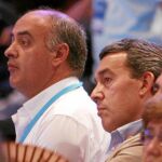 El presidente del Partido Popular de Ávila, Antolín Sanz, y su número 2 y alcalde de Ávila, Miguel Ángel García Nieto